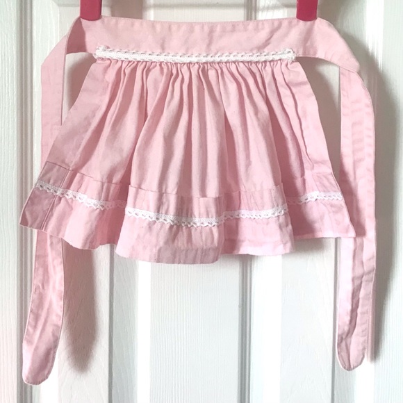 A Child to Cherish Pink Crayon Apron - Picture 6 of 6